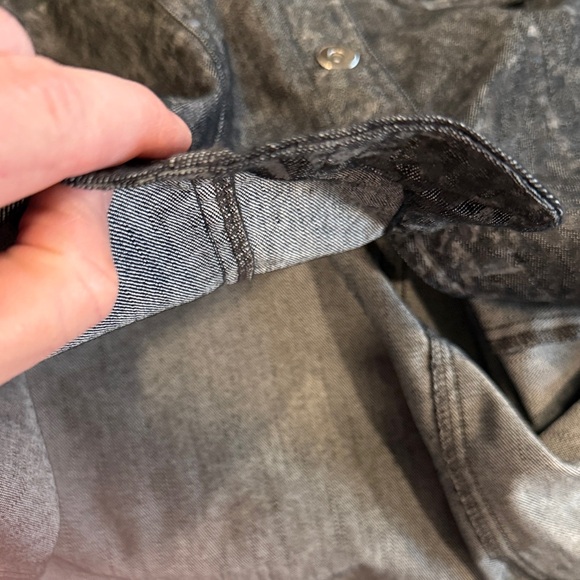 Westbound Women's Black/Gray Animal Print Lightweight Denim Jacket Size Large - Picture 9 of 9